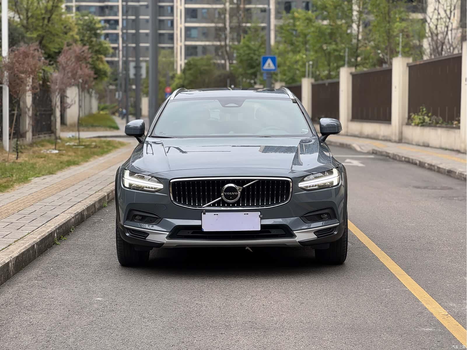 Volvo V90, 2023 2