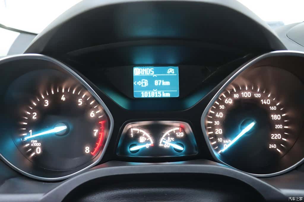 Ford Kuga, 2017 9