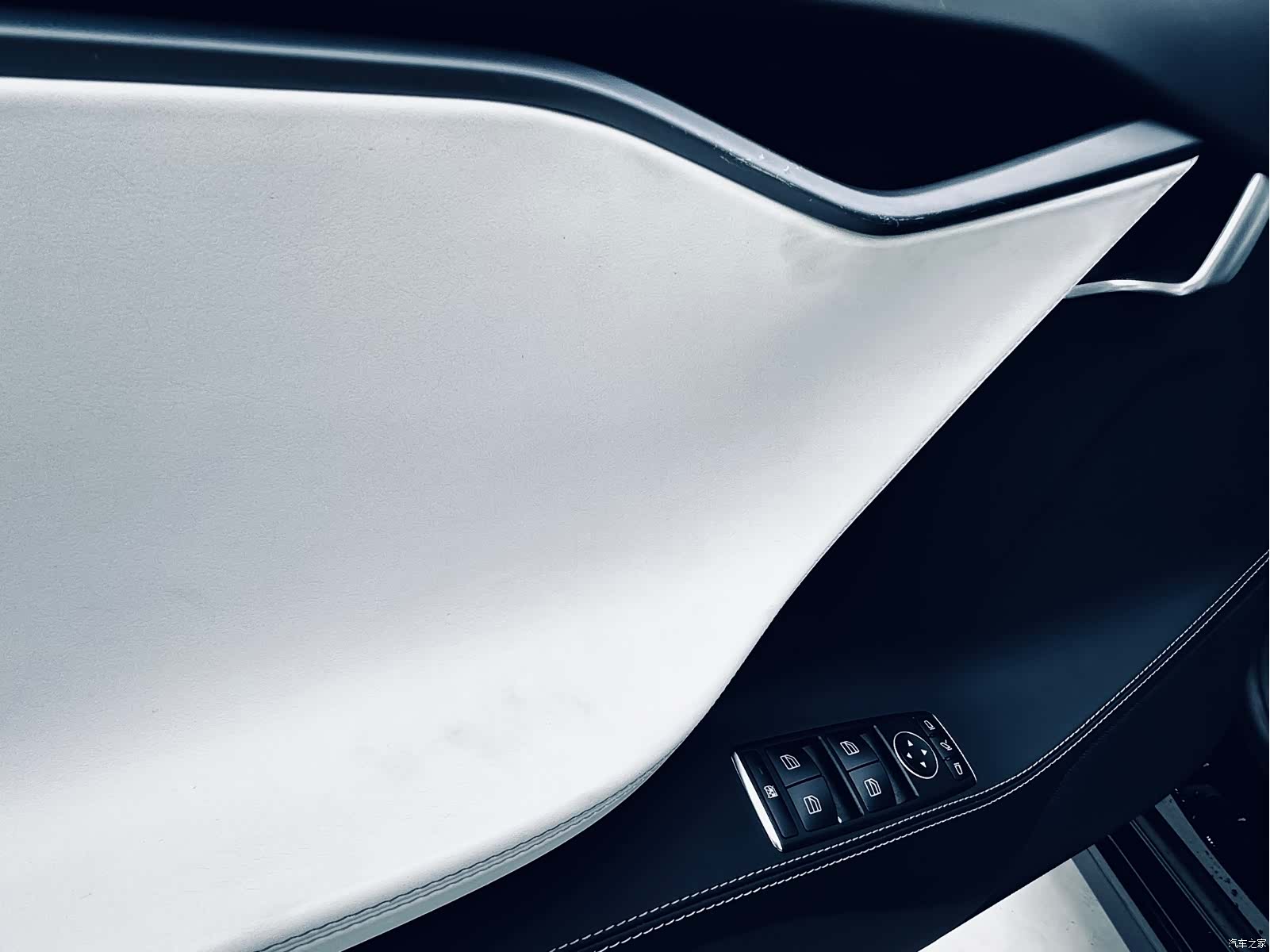 Tesla Model S, 2020 14