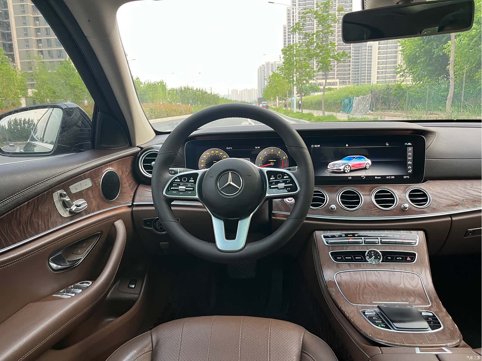 Mercedes-Benz E-Class, 2020 7