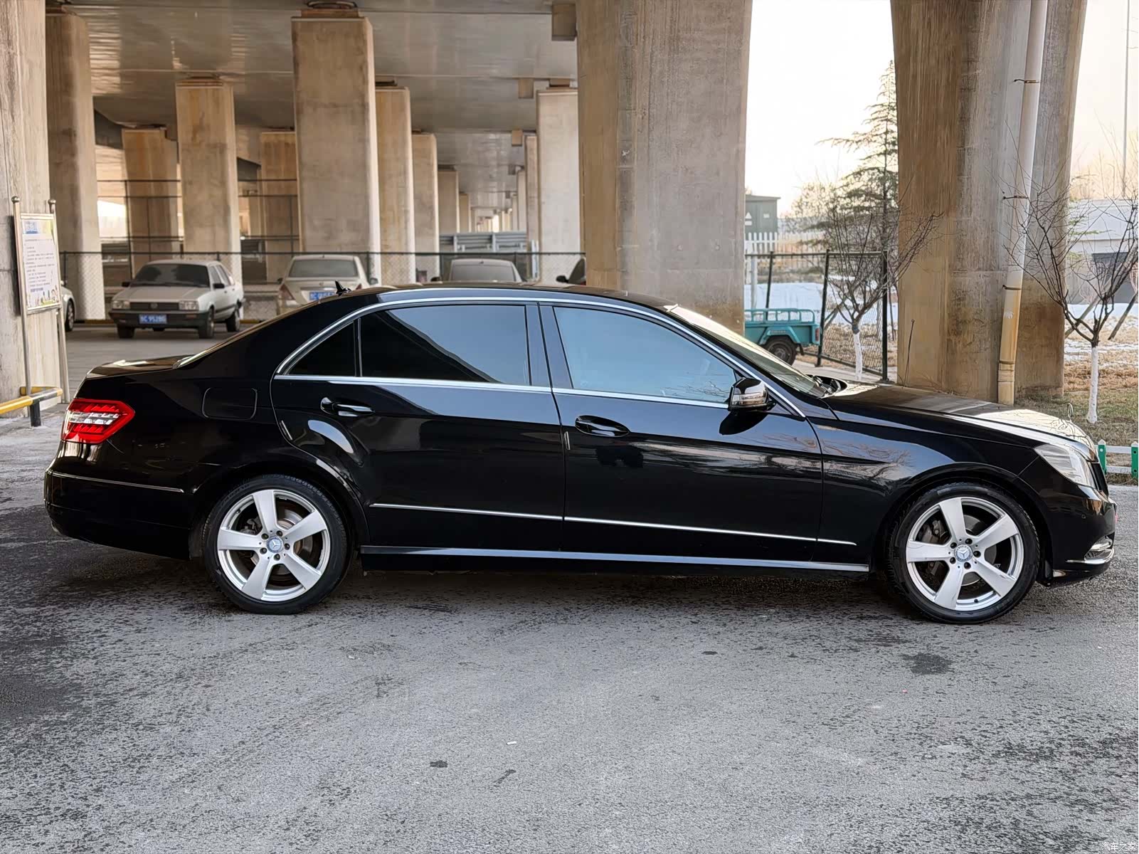 Mercedes-Benz E-Class, 2013 4