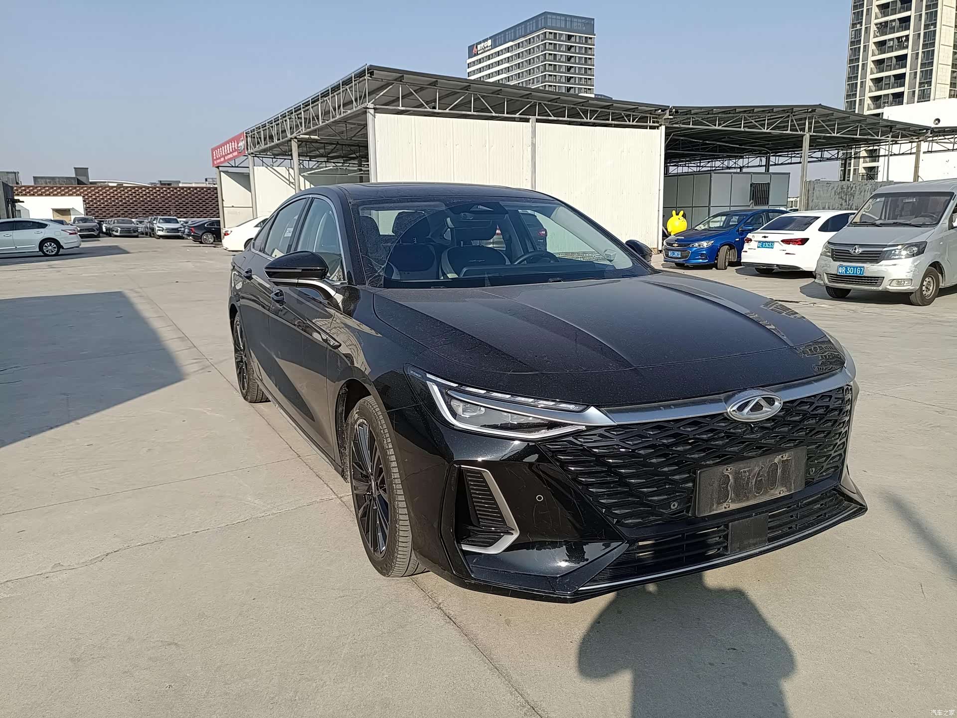 Chery Arrizo 8, 2022 3