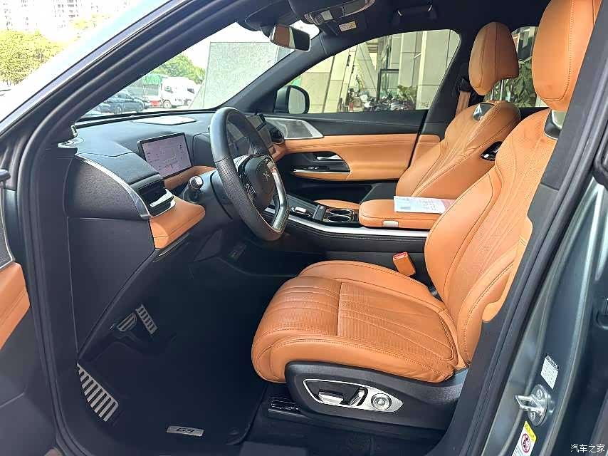Xpeng G9, 2023 все фото