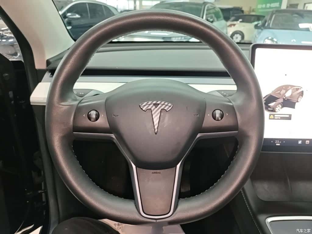 Tesla Model Y, 2023 11