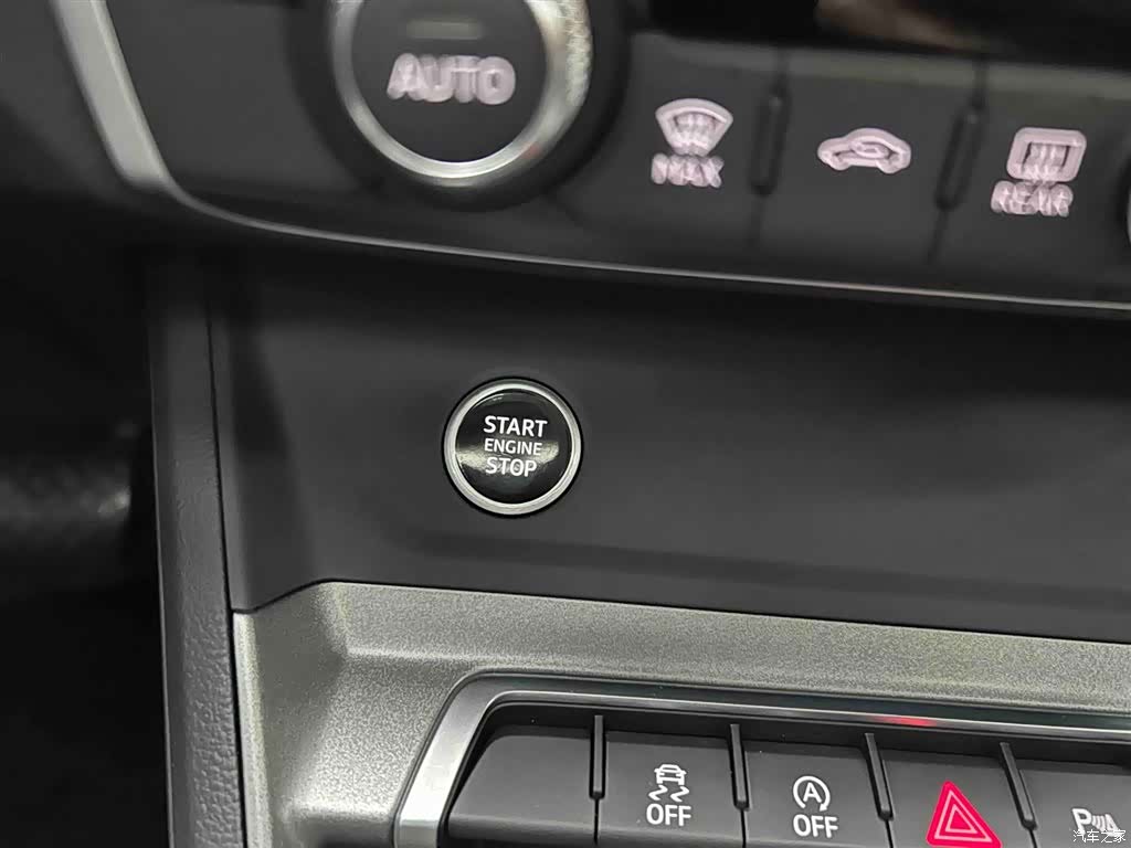 Audi Q3, 2022 4