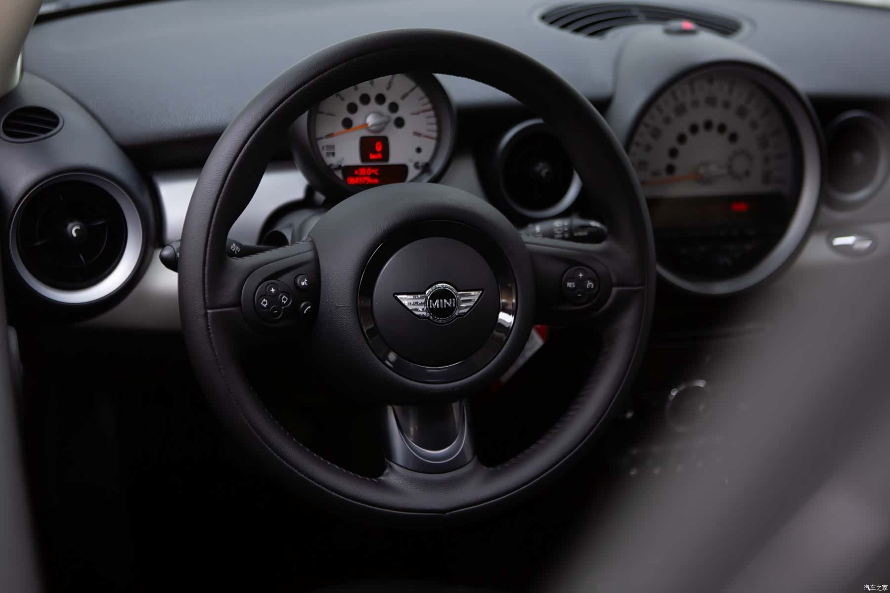 Mini Clubman, 2012 10