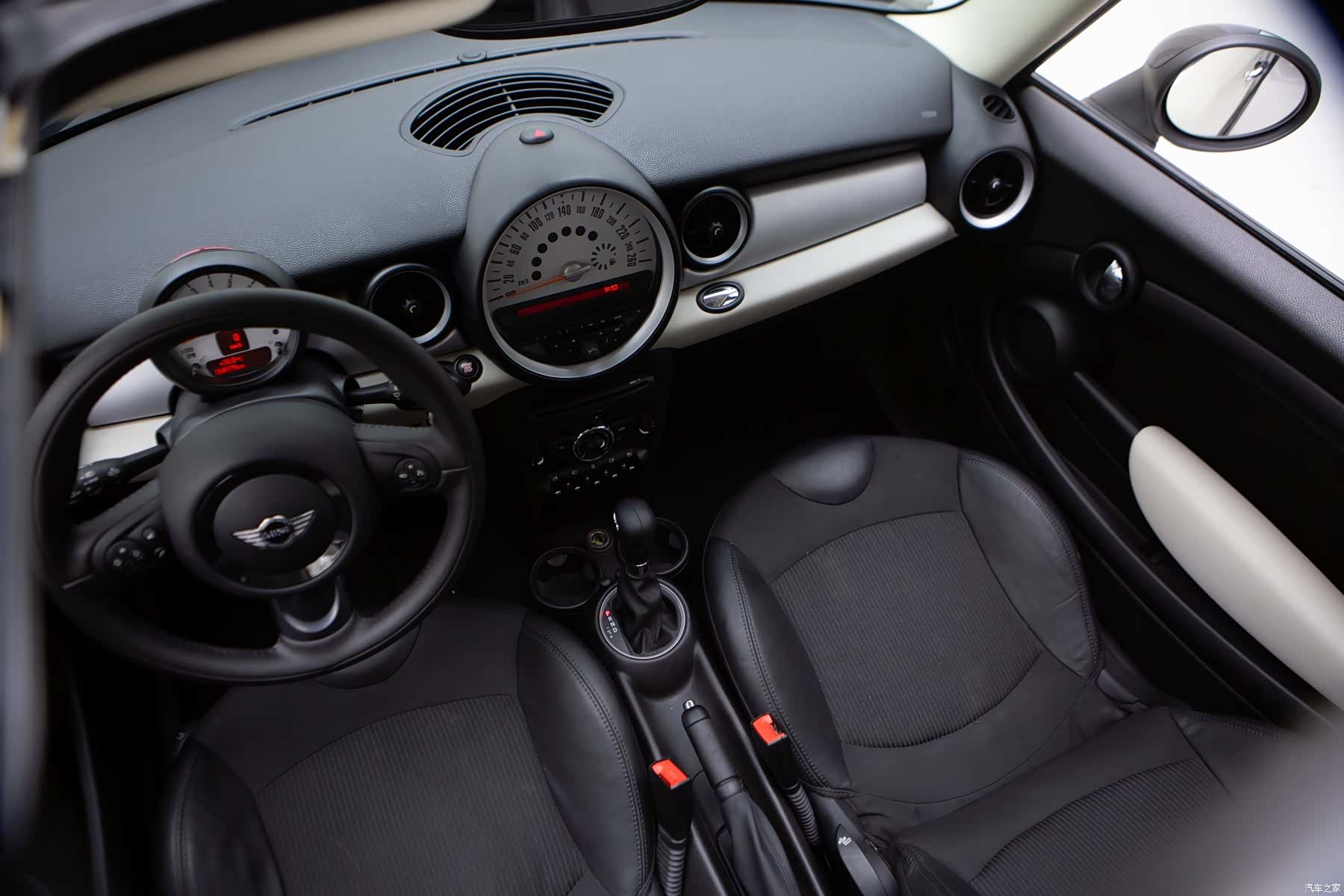 Mini Clubman, 2012 11