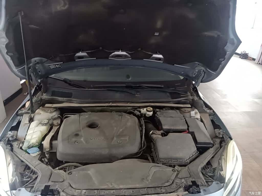 Volvo V40, 2016 20