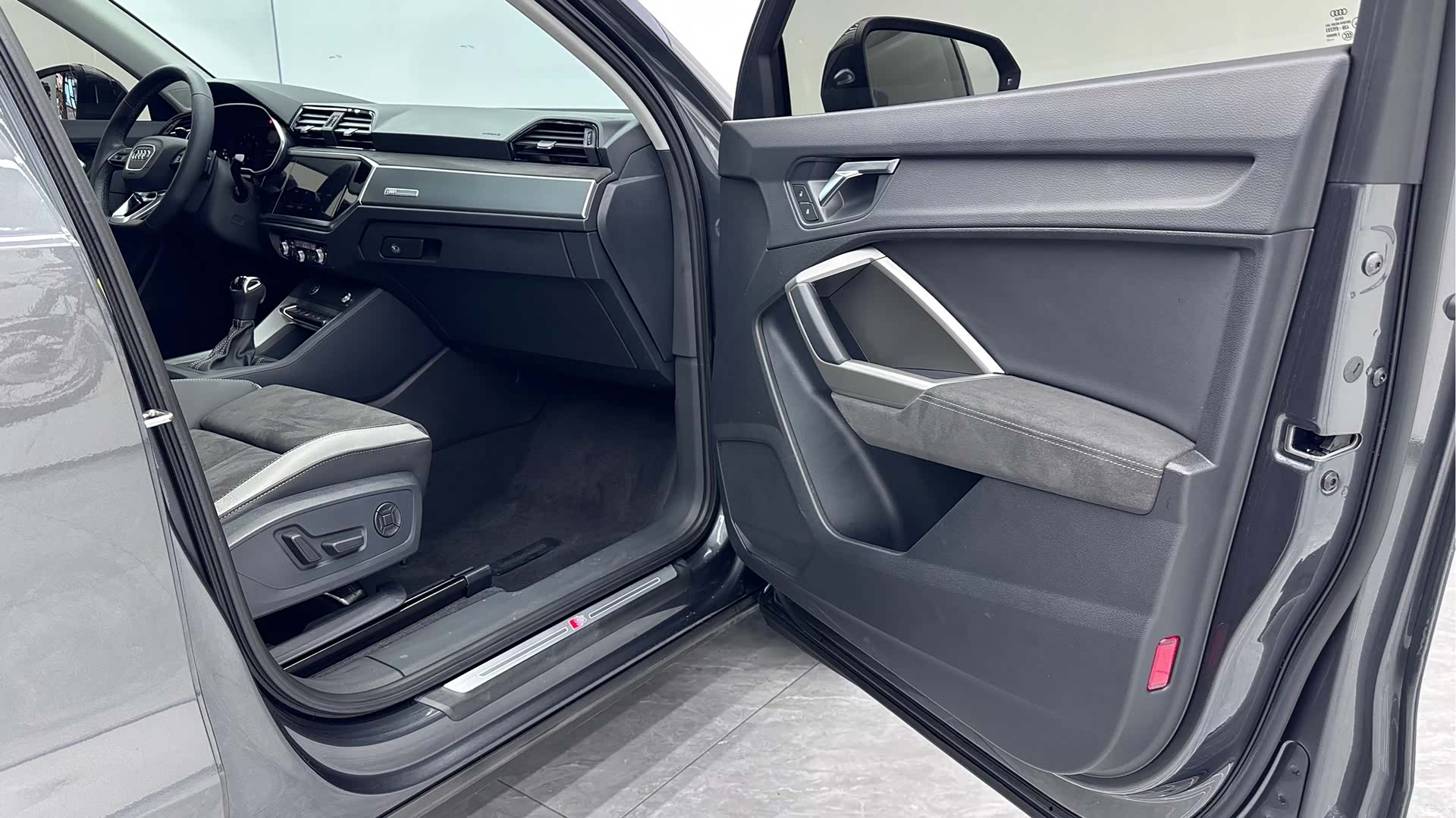 Audi Q3, 2023 22