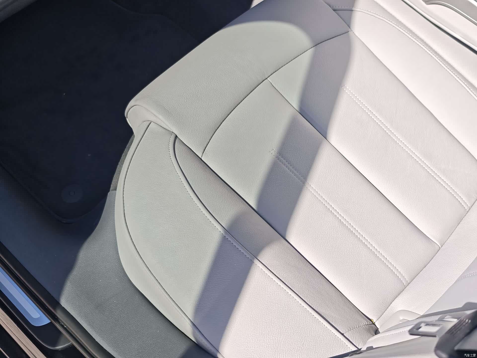 Audi A6L, 2015 20