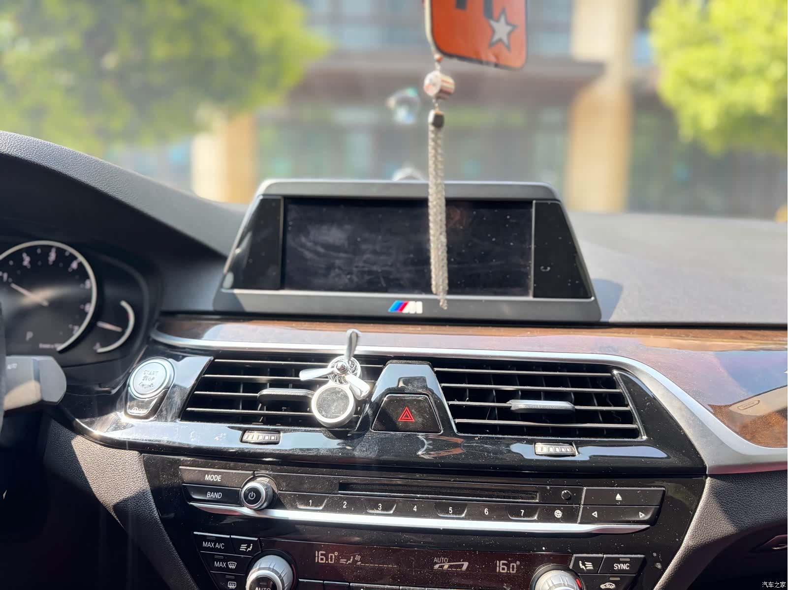 BMW 5 Series, 2018 9