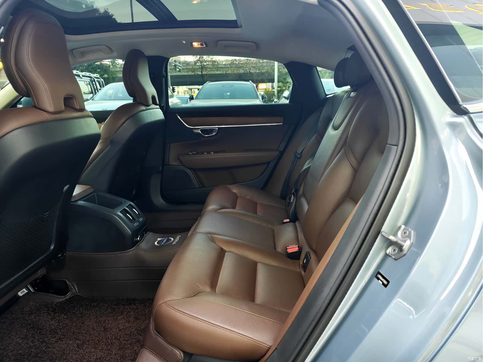Volvo S90, 2018 11