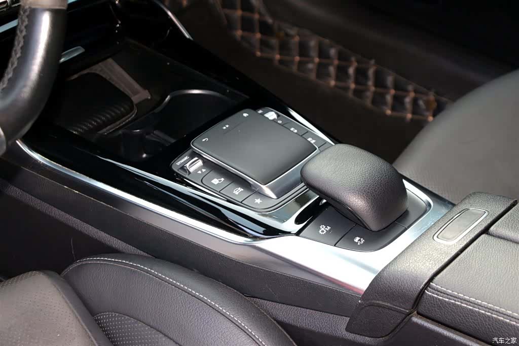 Mercedes-Benz CLA, 2023 6