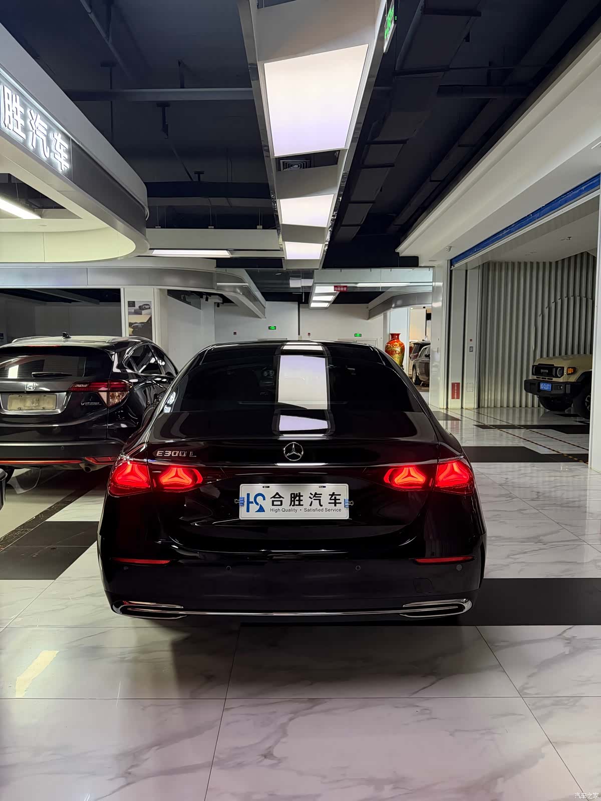 Mercedes-Benz E-Class, 2024 7