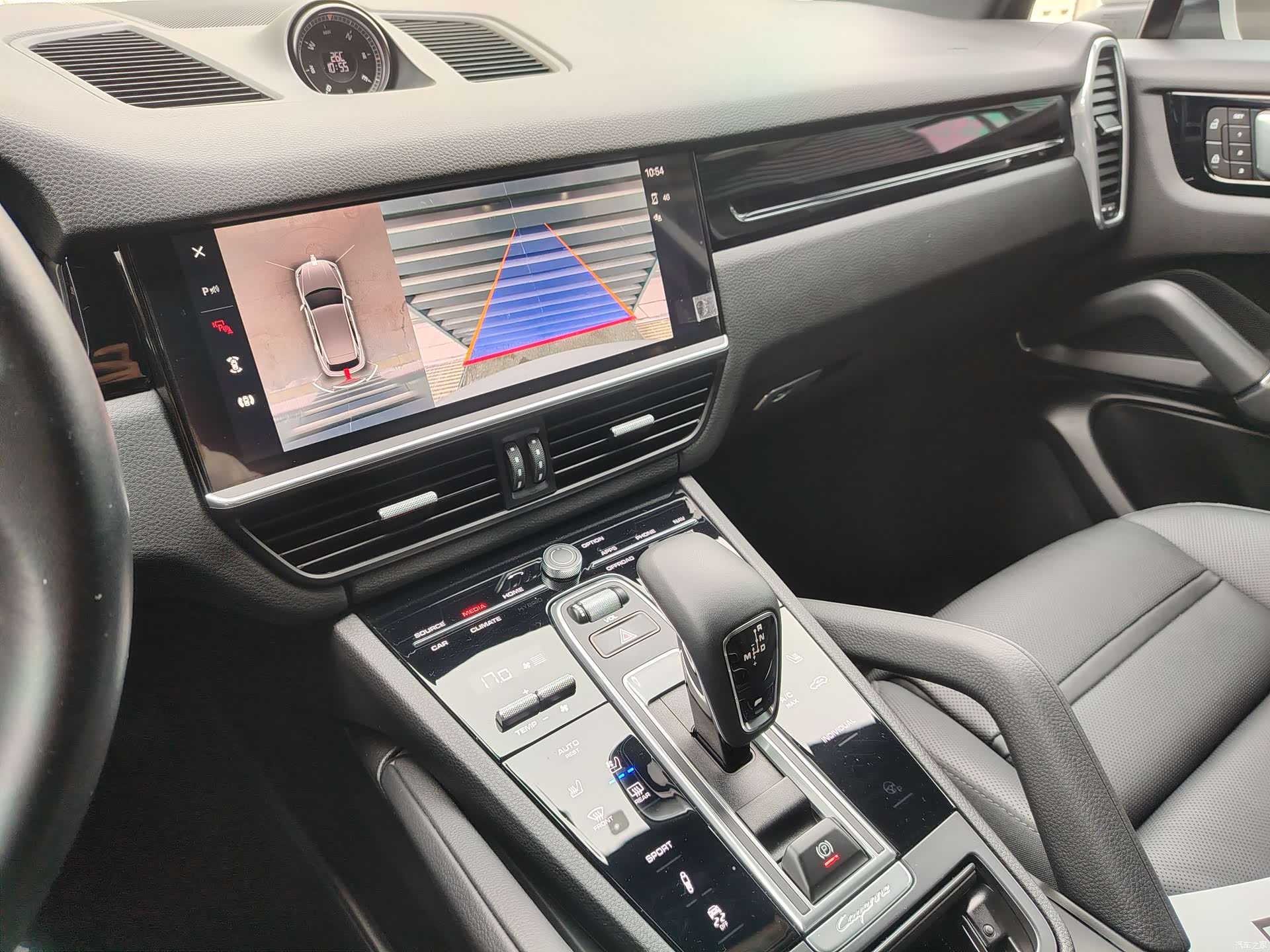 Porsche Cayenne, 2022 12
