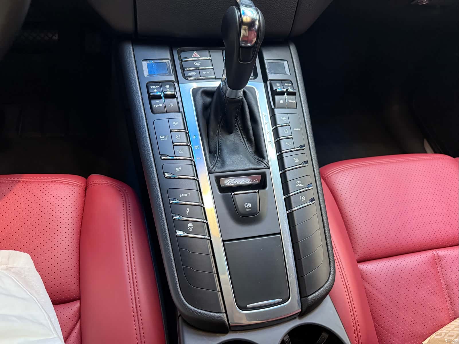 Porsche Macan, 2015 8