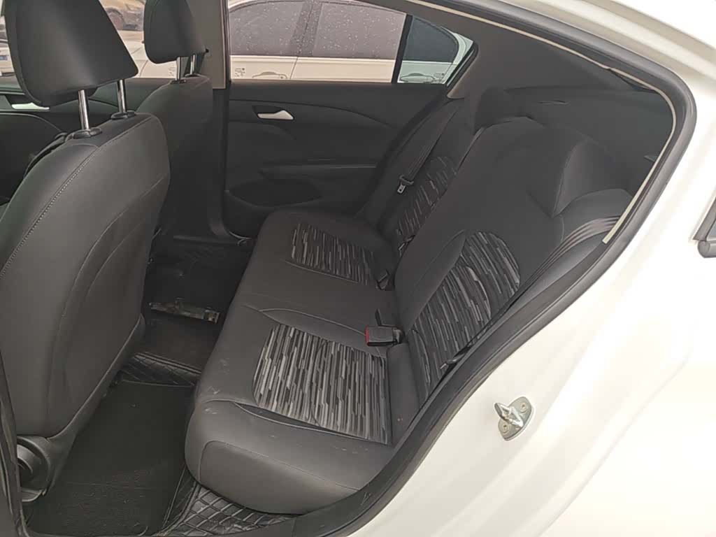 Chevrolet 320, 2019 17