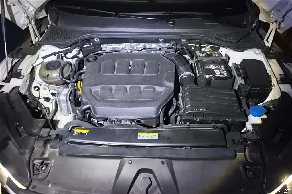 Volkswagen CC, 2024 10