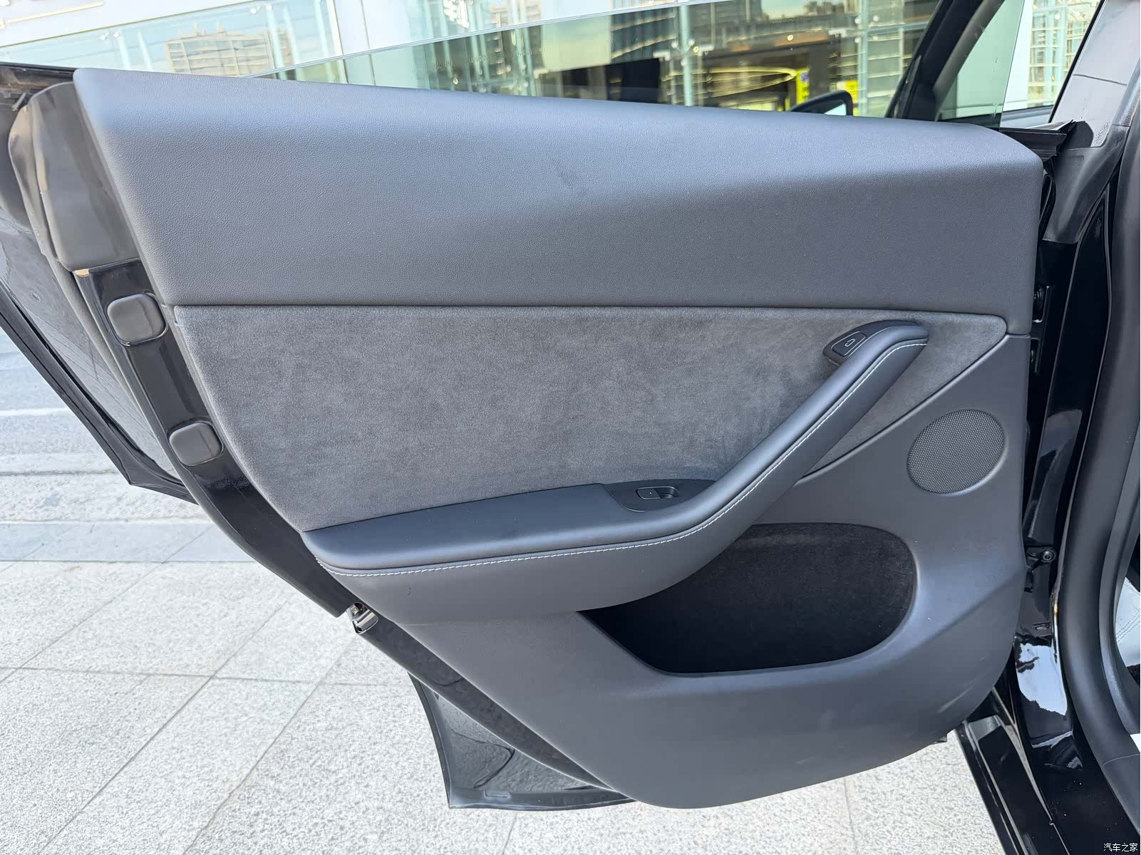 Tesla Model Y, 2023 21