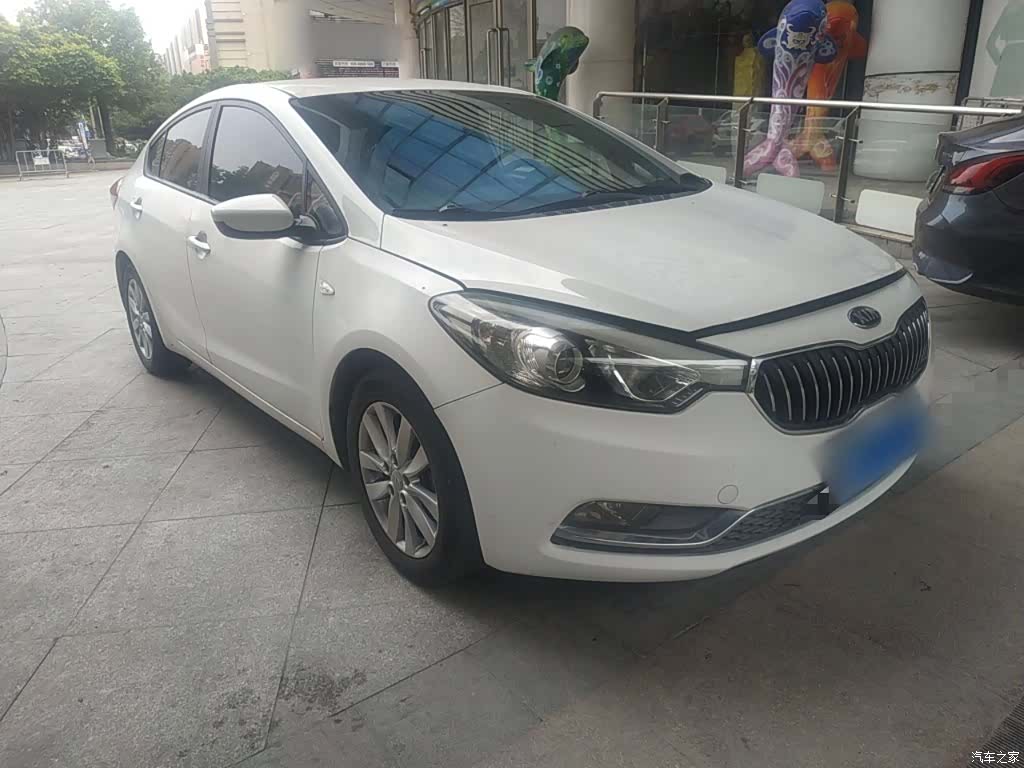 Kia K3, 2014 4