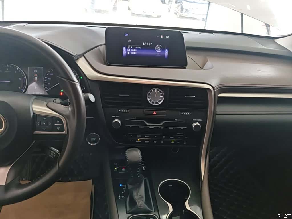 Lexus RX, 2019 13