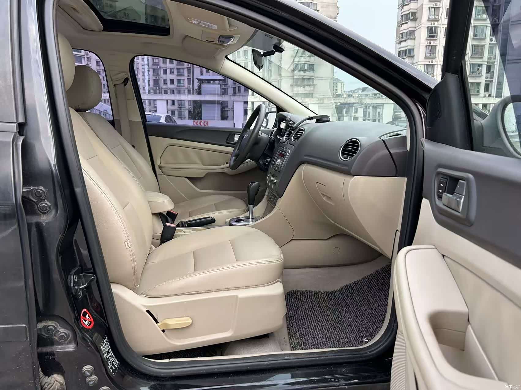 Ford Focus, 2012 11