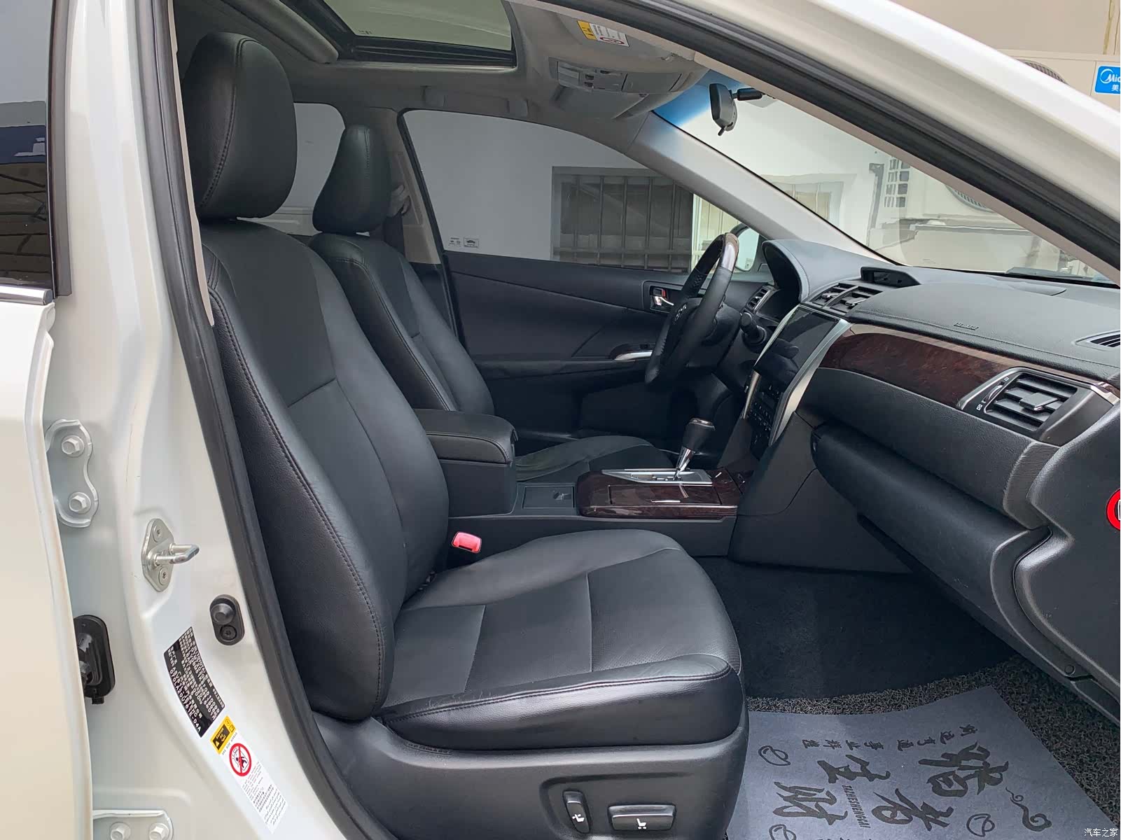Toyota Camry, 2015 8