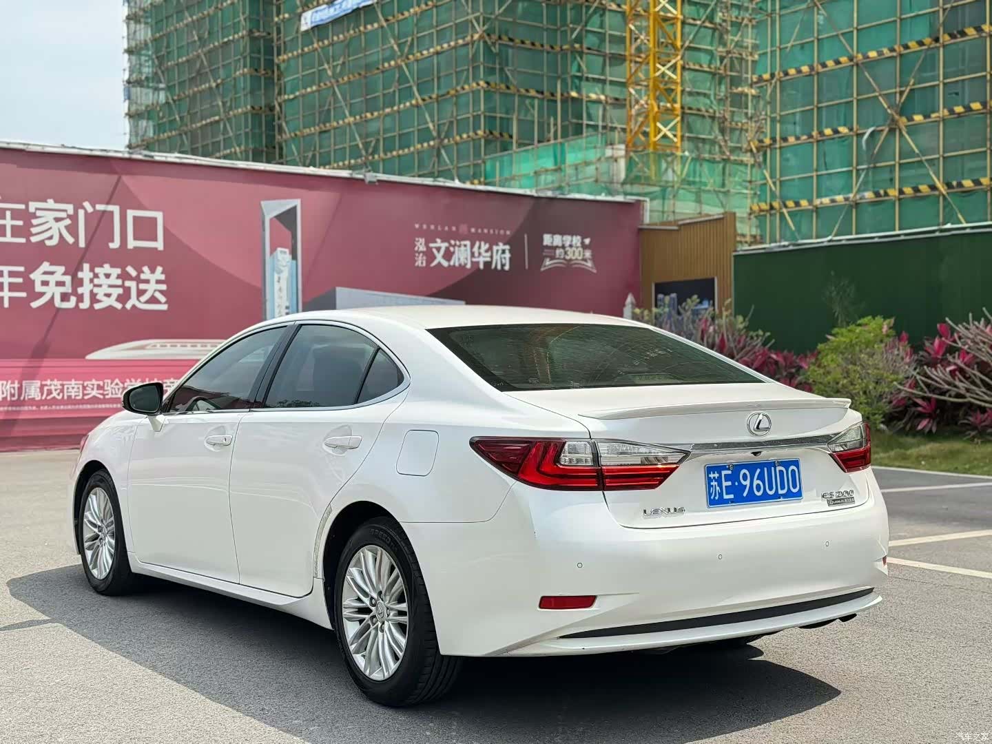 Lexus ES, 2016 8