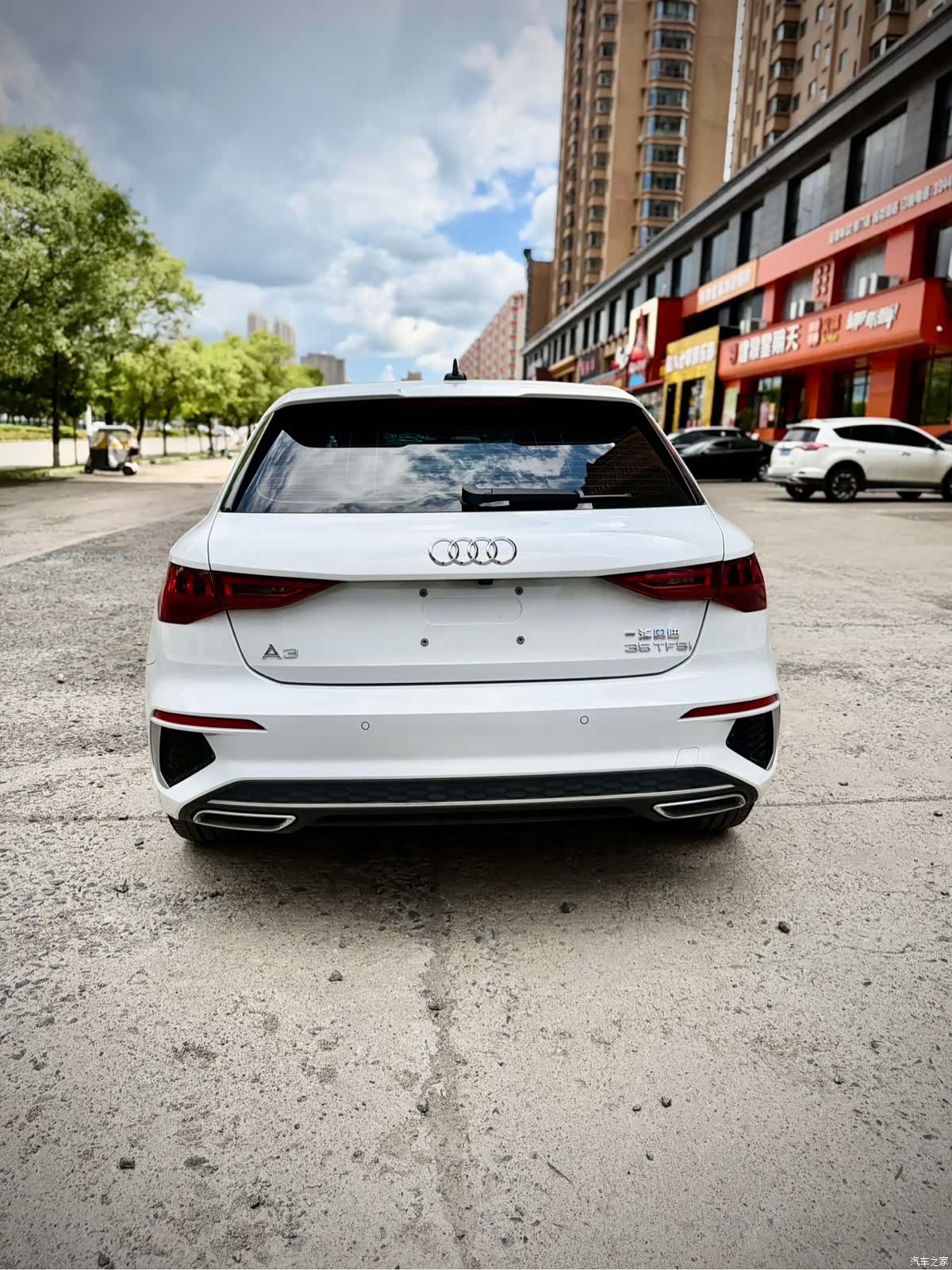Audi A3, 2023 все фото