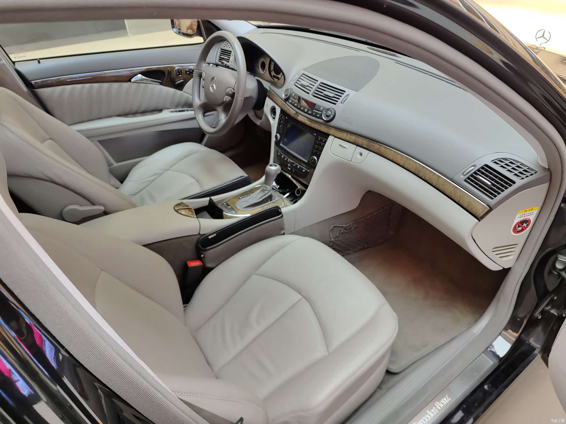 Mercedes-Benz E-Class, 2008 18