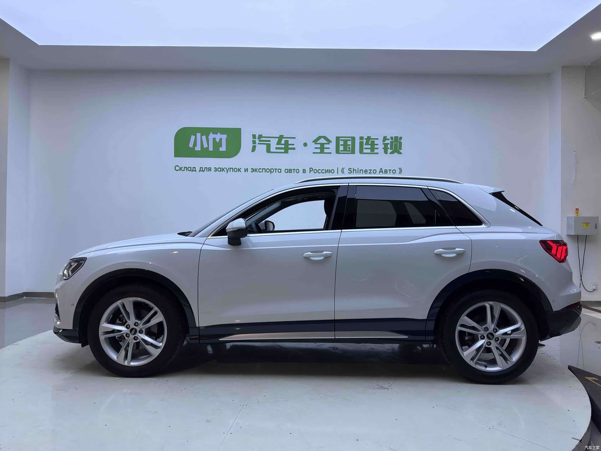 Audi Q3, 2023 6