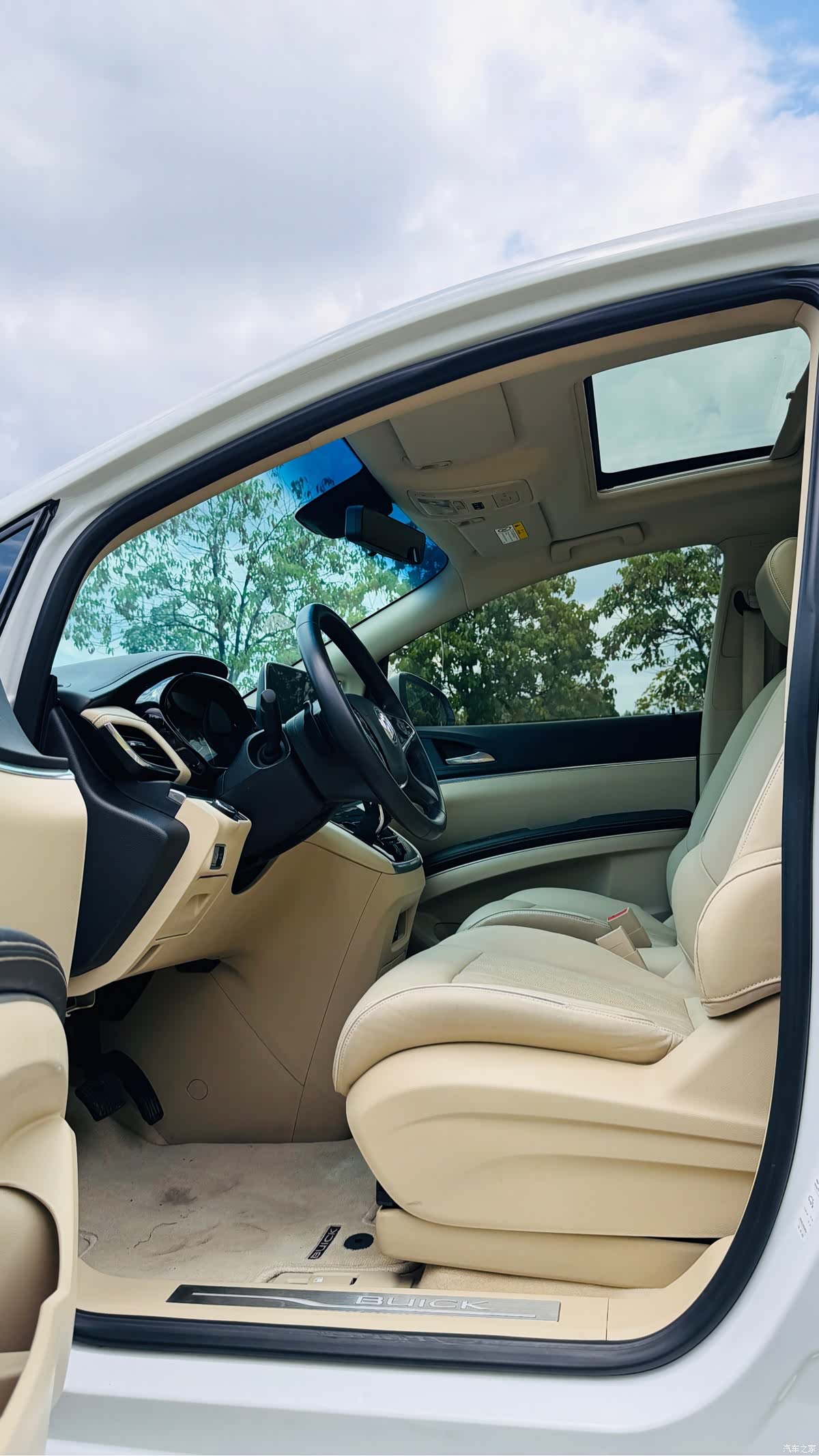 Buick GL8, 2023 9