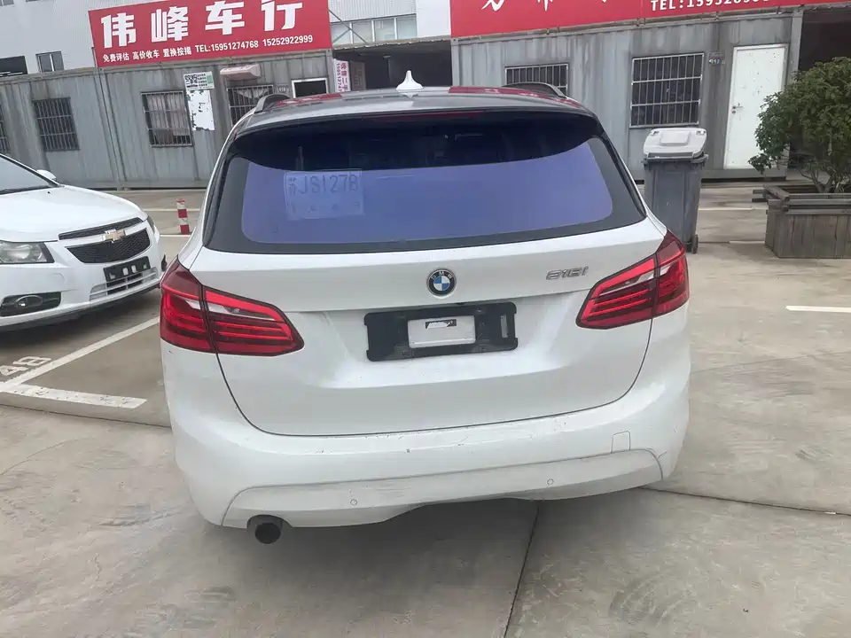 BMW 2 series station wagon