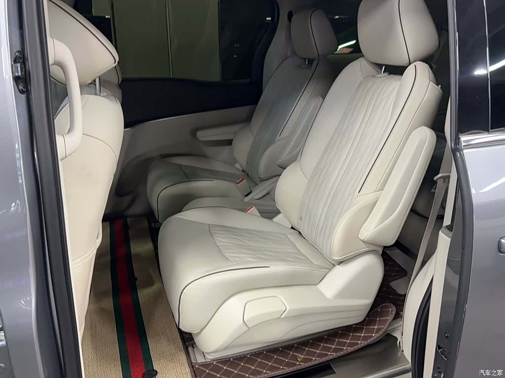 Buick GL8, 2022 9