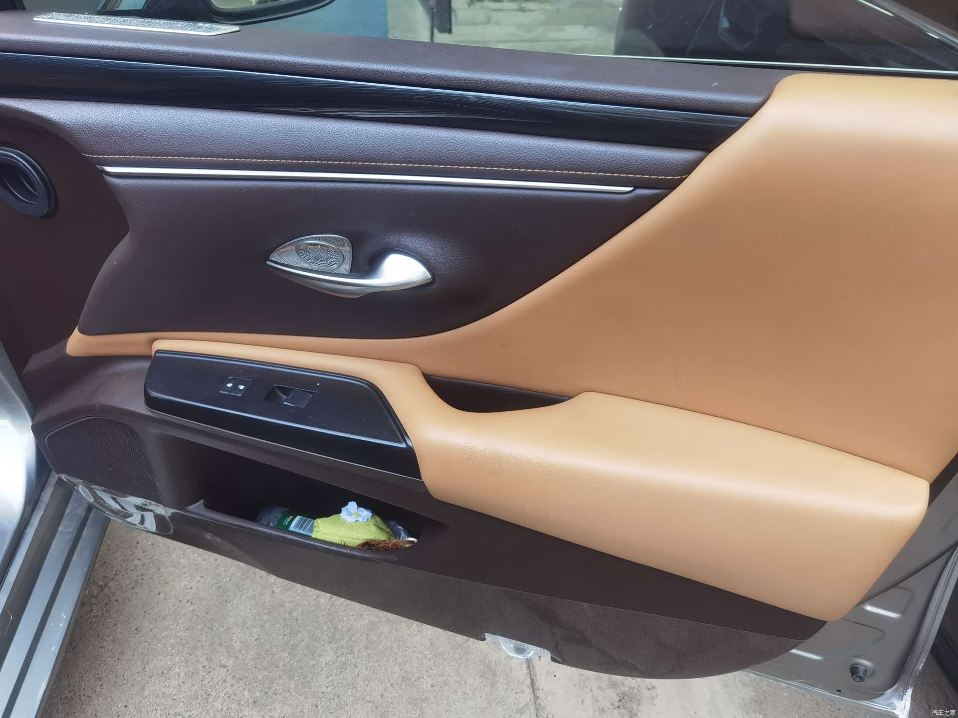 Lexus ES, 2019 16