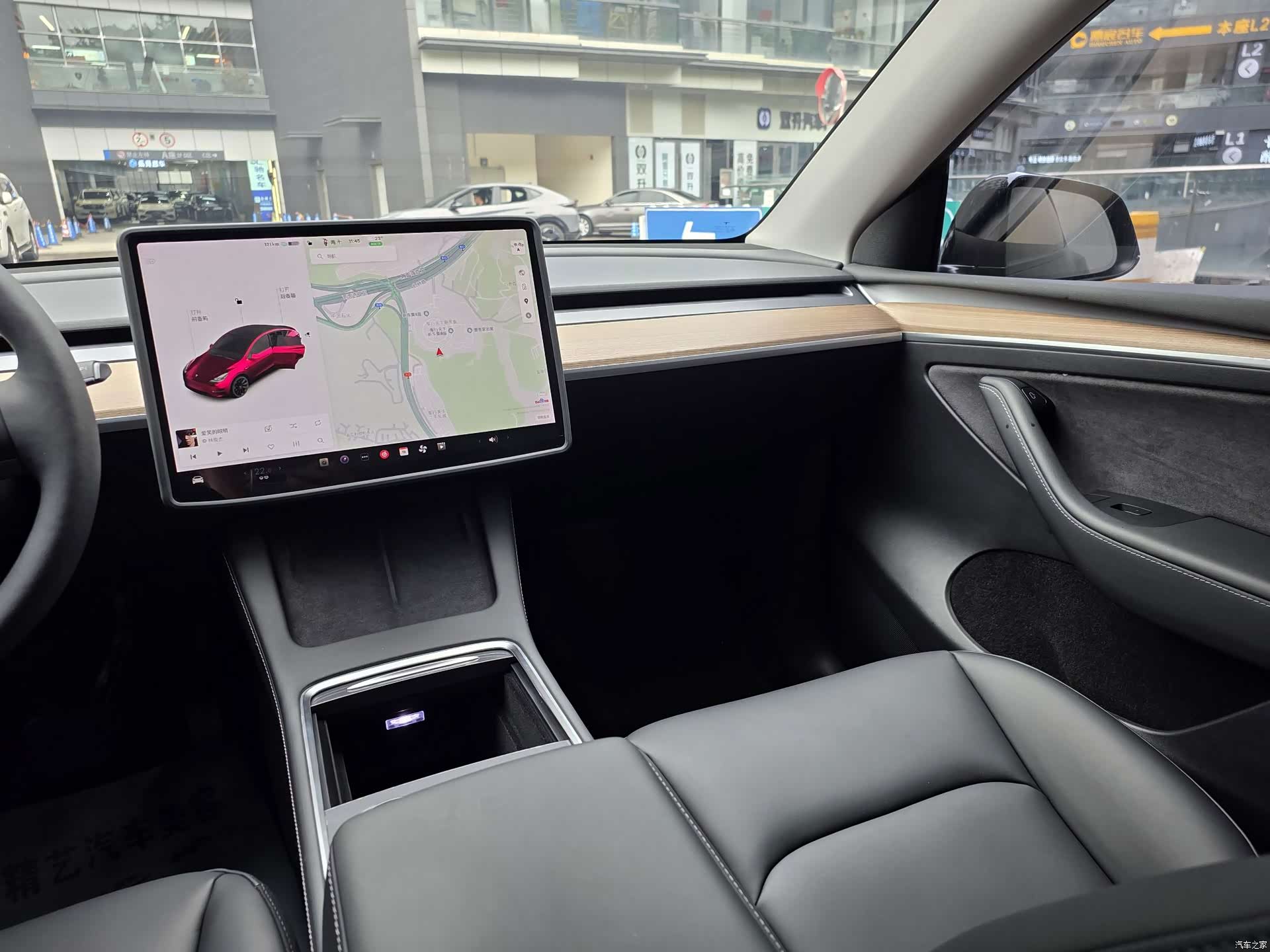 Tesla Model Y, 2021 21