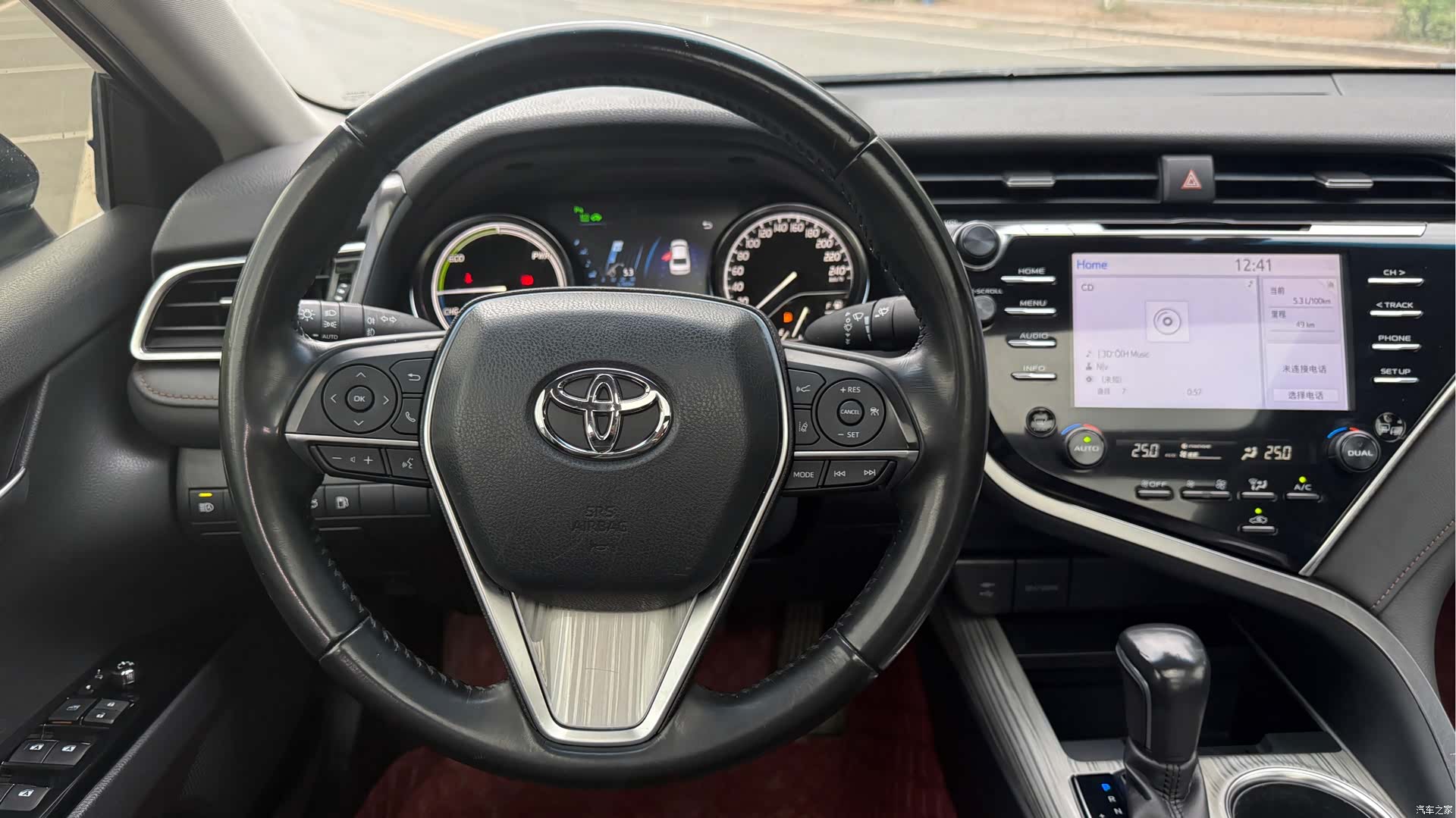 Toyota Camry, 2019 11