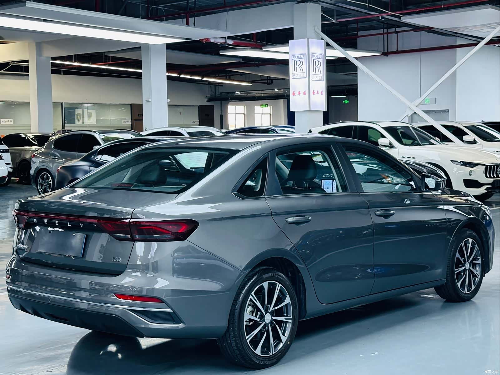 Geely Emgrand, 2025 11