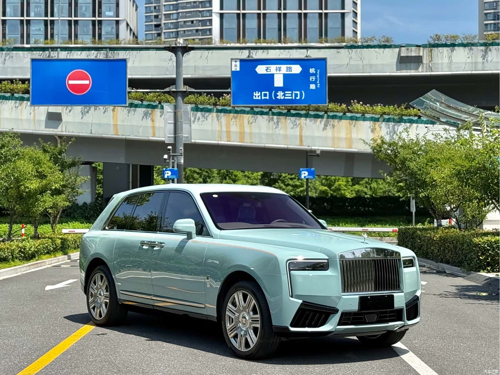 Rolls-Royce Cullinan, 2025 2