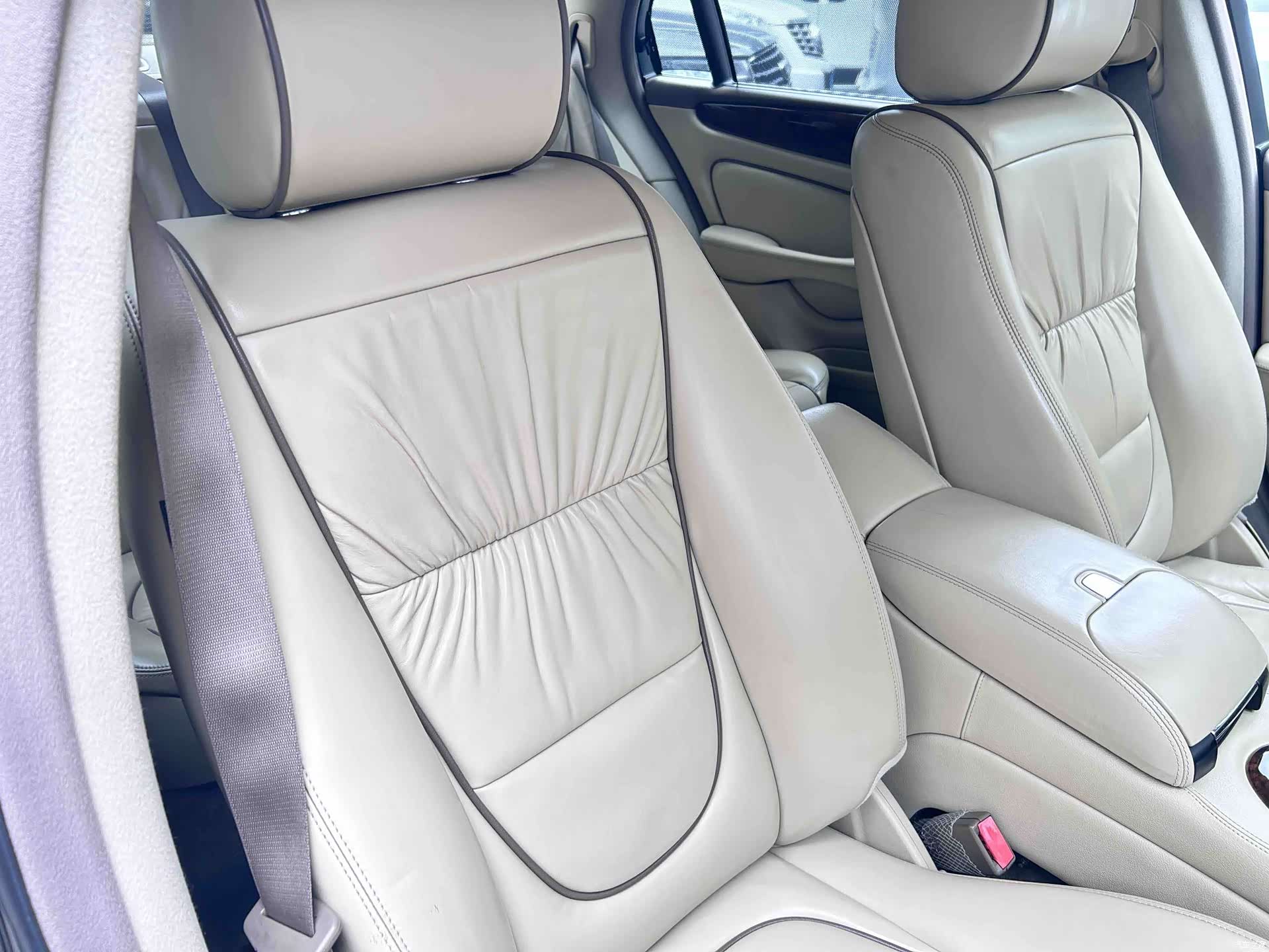 Jaguar XJ, 2006 23
