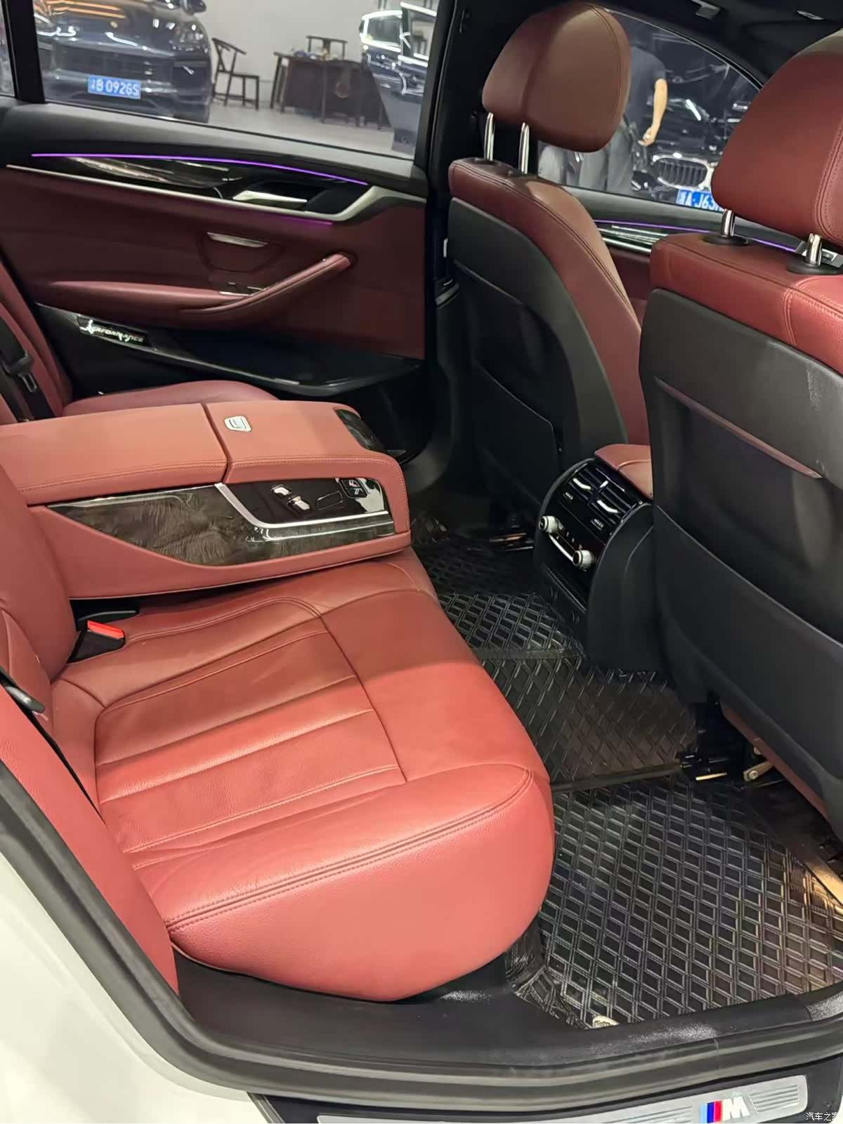 BMW 5 Series, 2019 все фото