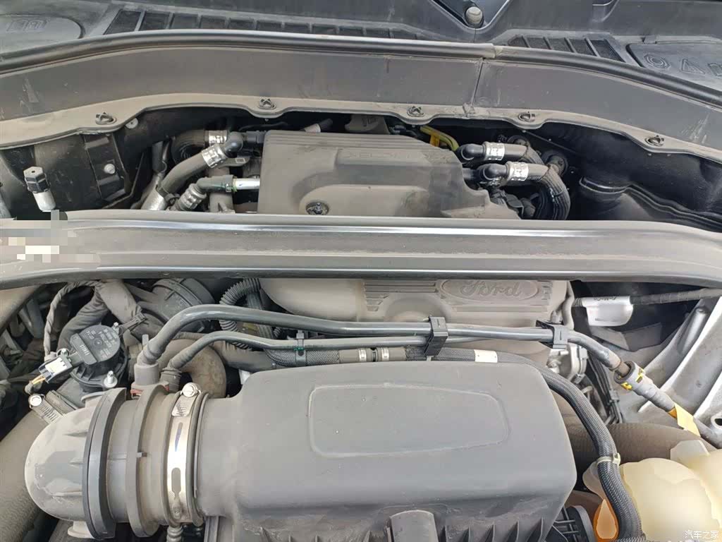 Ford Explorer, 2022 11
