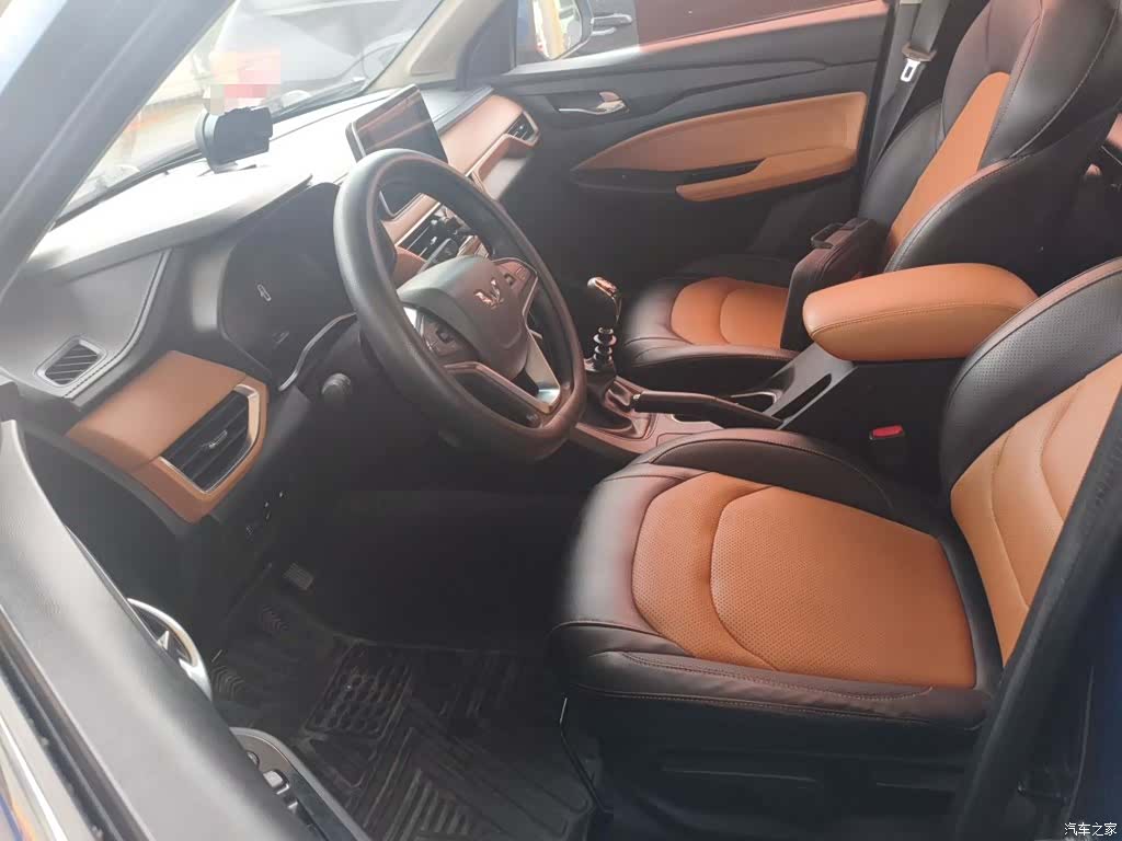 Wuling Hongguang, 2017 12