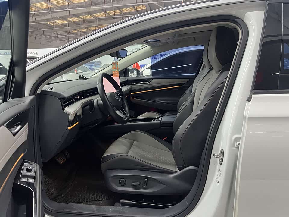 Volkswagen ID.7 VIZZION