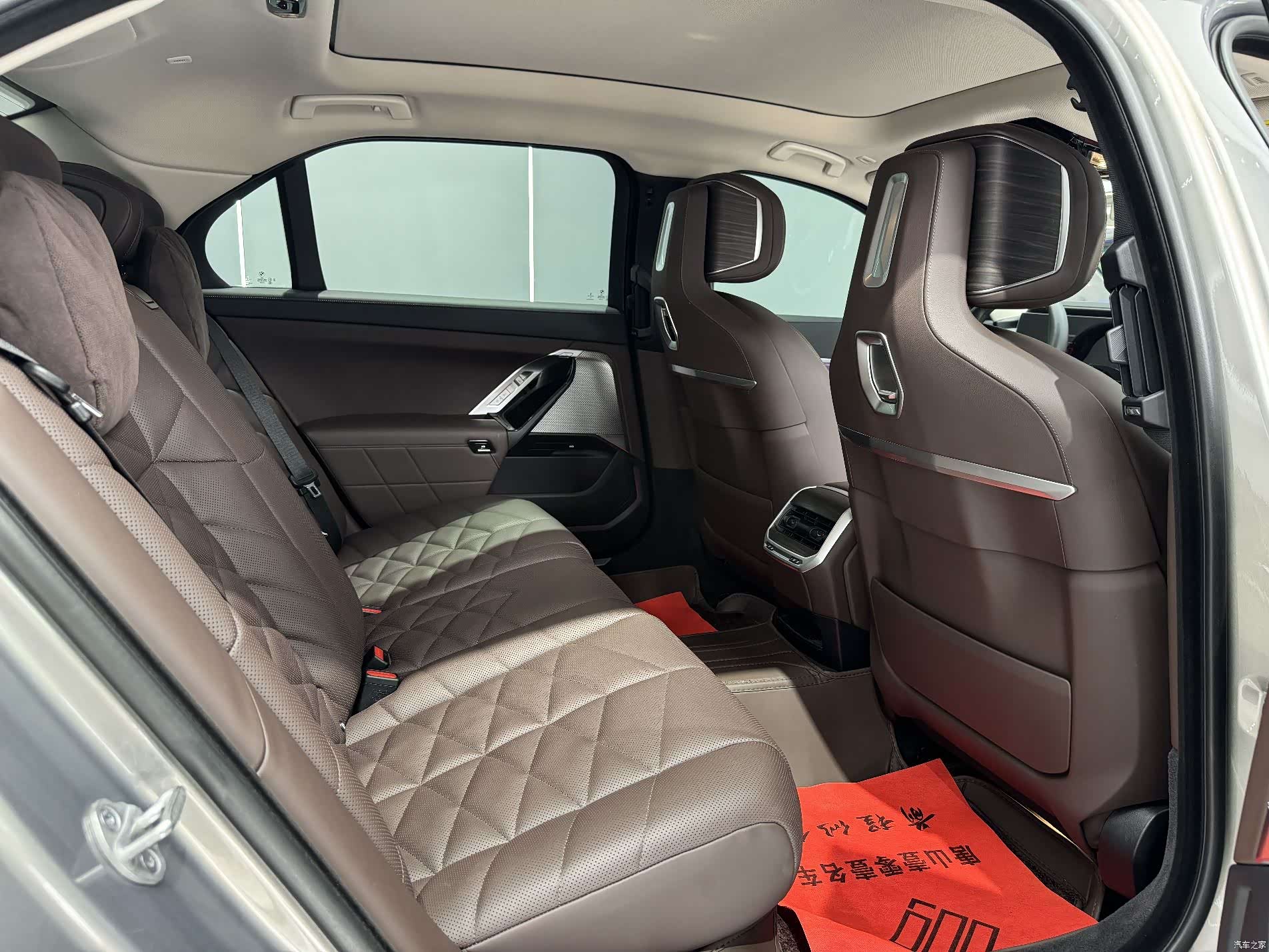 BMW 7 Series, 2023 25
