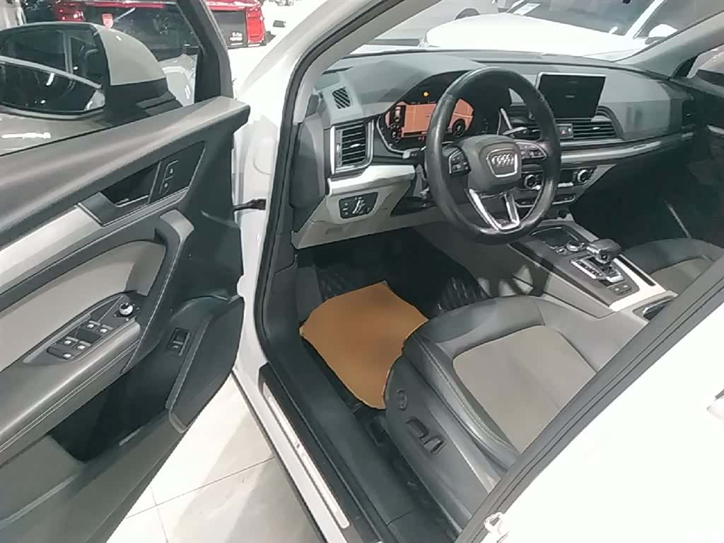 Audi Q5L, 2019 16