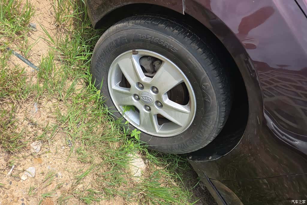 Kia GL, 2012 6