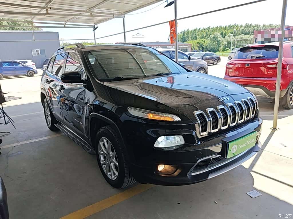 Jeep Cherokee, 2018 4
