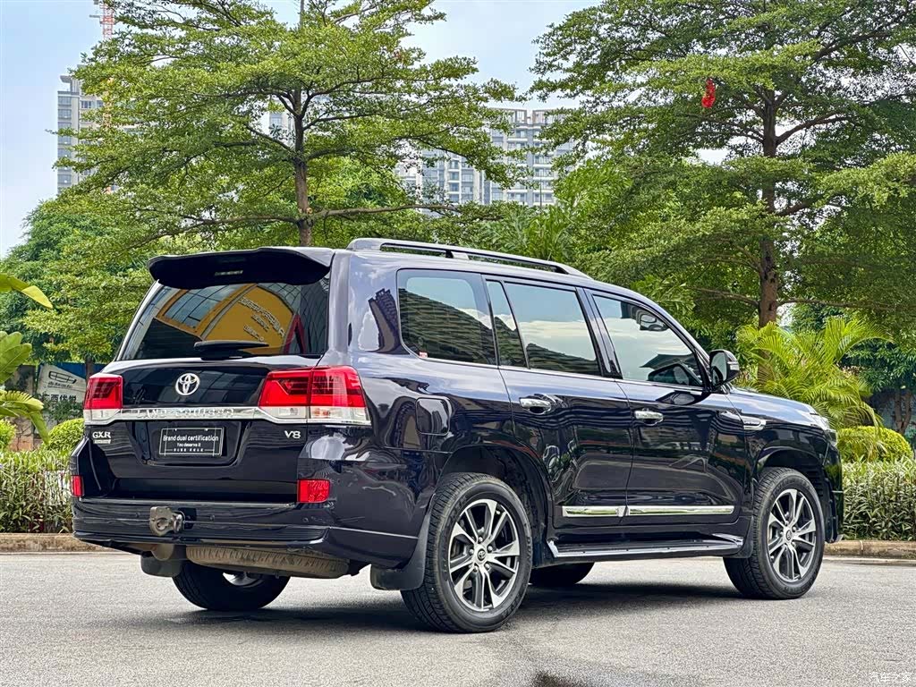 Toyota Land Cruiser, 2020 все фото