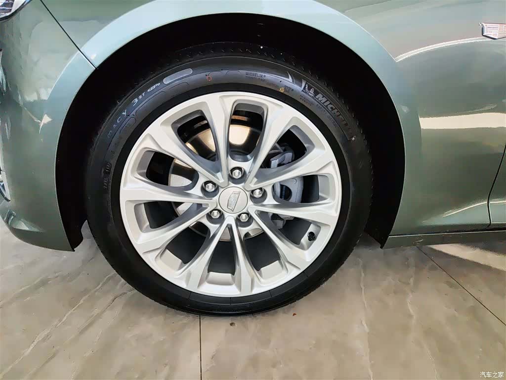 Cadillac CT5, 2022 23
